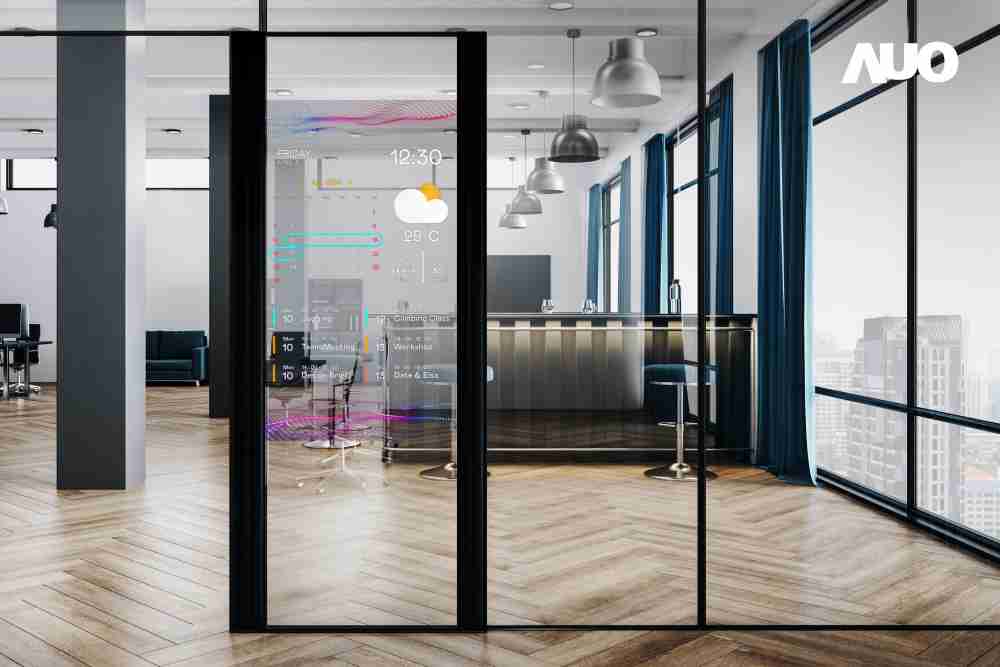 森林舞会致力于研发低能耗之绿色产品，，如低能耗发光组件Micro LED显示技术，，，，具高透明、、可无限拼接的特性，，，，可依需求调整并延伸应用于不同场域，，，包括汽车侧窗或家庭玄关、、智慧橱窗、、、商业展示等